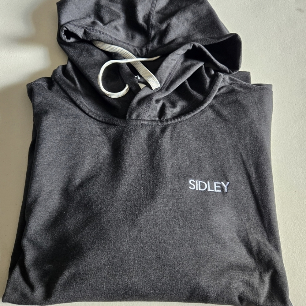 Vuori Halo Essential Hoodie Size Medium Color Black Heather